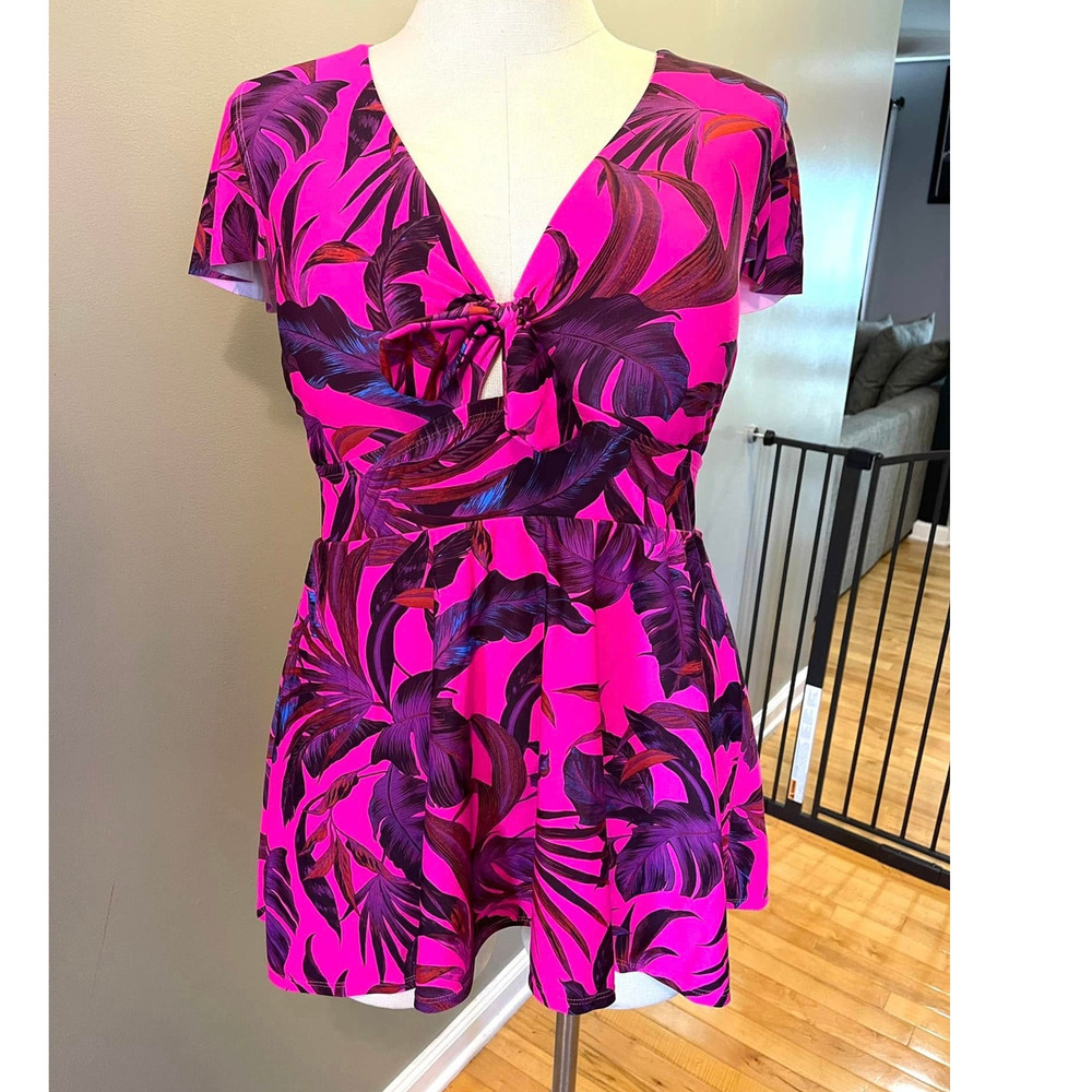 Torrid Plus Size 4 Hot Pink Wireless Flutter Sleeve Skater Swim Dress w/Briefs